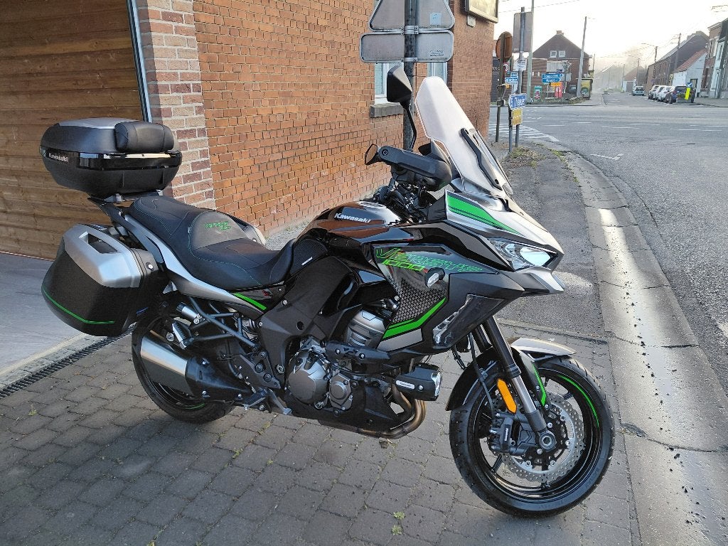Kawasaki Versys 1000 S Grand tourer, Motos, Motos | Kawasaki, Entreprise, Tourisme, plus de 35 kW, 4 cylindres, ABS, Régulateur de vitesse