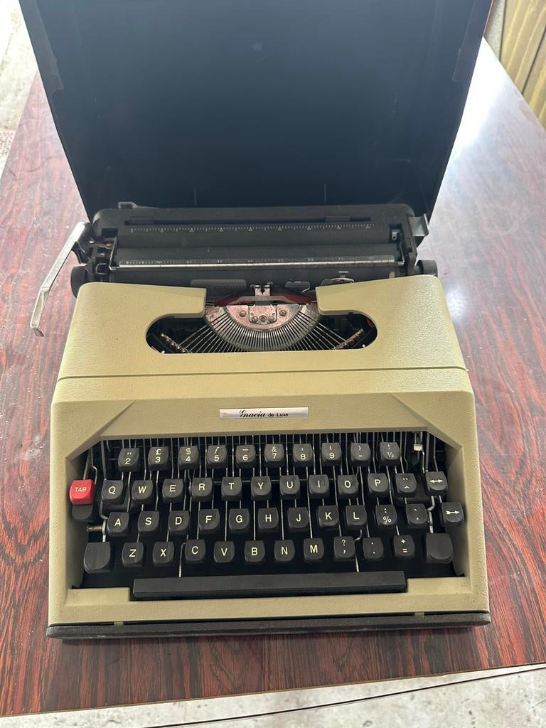 Machine à écrire 1970, Enlèvement ou Envoi, Comme neuf