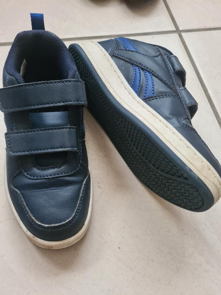 Basket Reebok, Kinderen en Baby's, Overige Kinderen en Baby's, Ophalen of Verzenden, Gebruikt