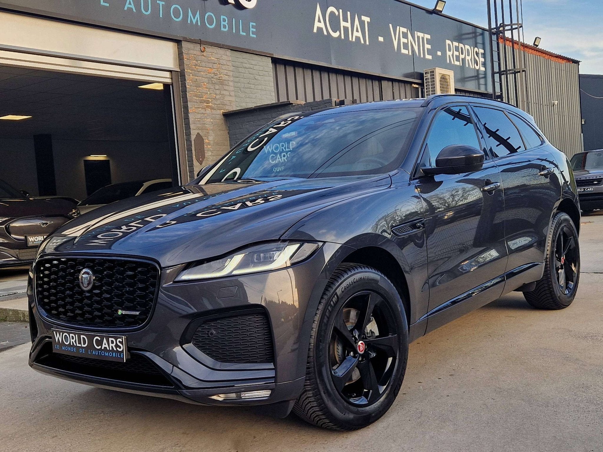 Jaguar F-Pace 2.0 D AWD R-DYNAMIC - MILD HYBRIDE - 4X4 - COC, Cuir, Argent ou Gris, Achat, Euro 6