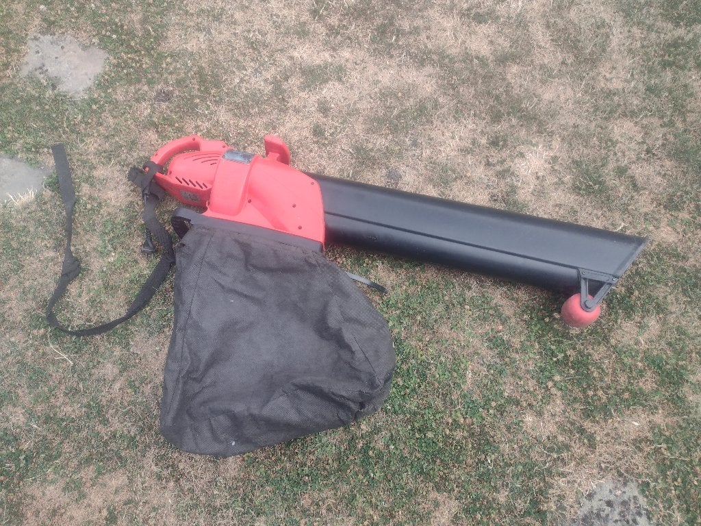 Souffleur / aspirateur / broyeur de feuilles Valex Merak2000, Enlèvement ou Envoi, Utilisé, Avec sac de ramassage