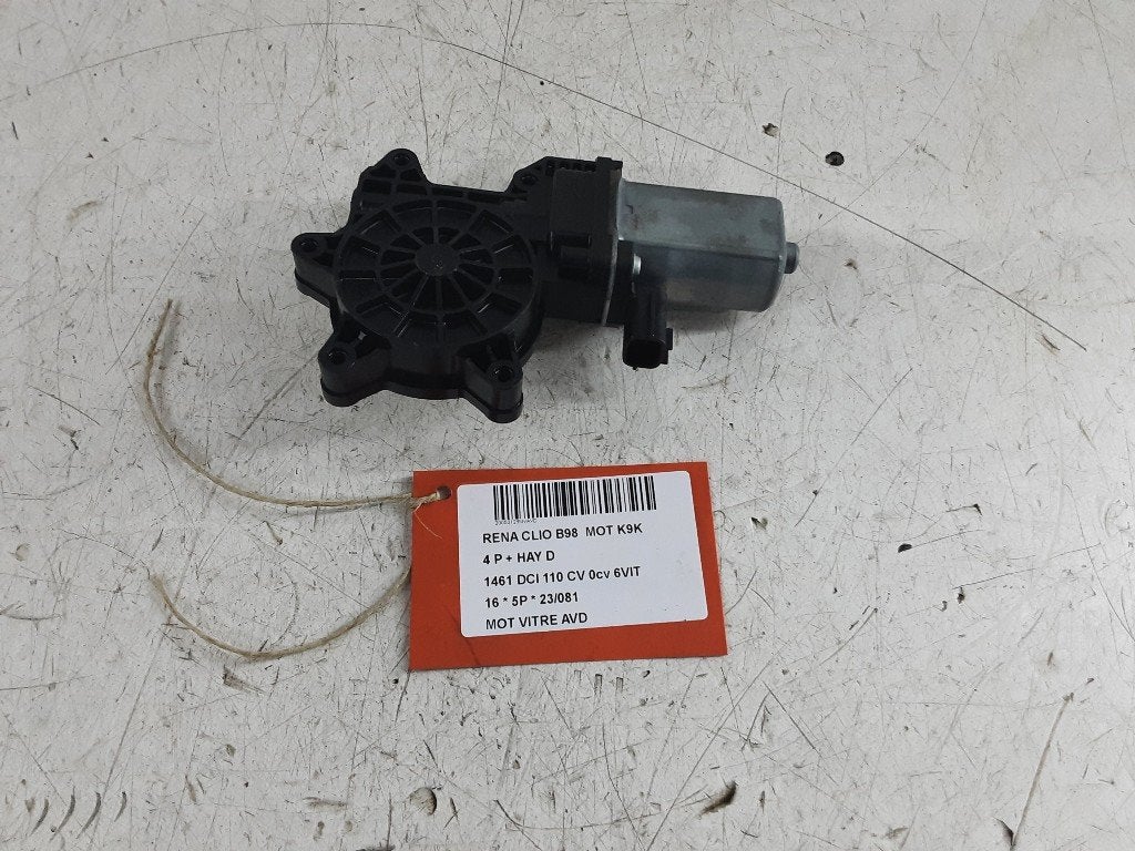 MOTEUR LEVE VITRE ELECTRIQUE AVANT DROIT Clio IV (5R), Renault, Utilisé, Peter-Huppertz-Straße 5
51063  Köln, DE, Avant