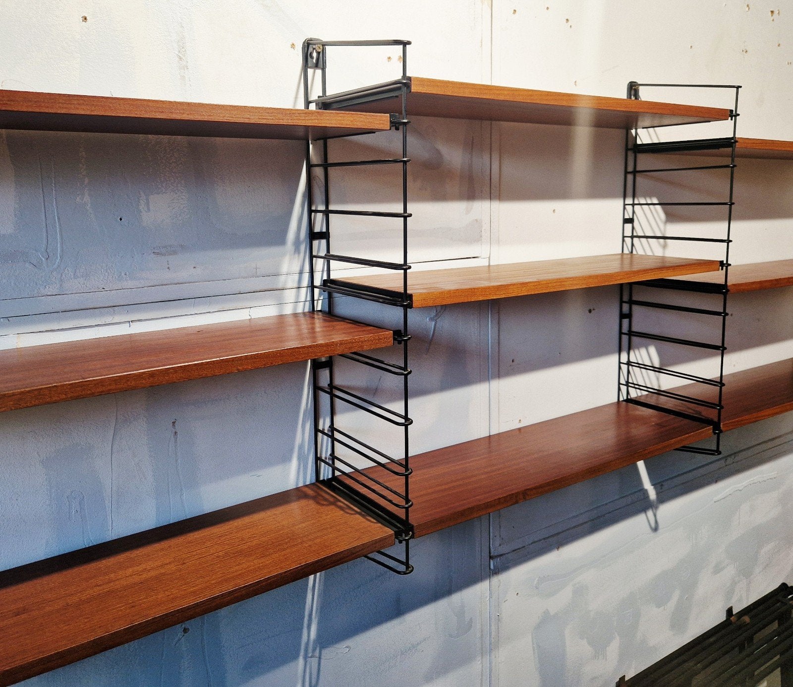 3 delig Tomado wandrek houten legplanken , new old stock, Ophalen of Verzenden, Zo goed als nieuw