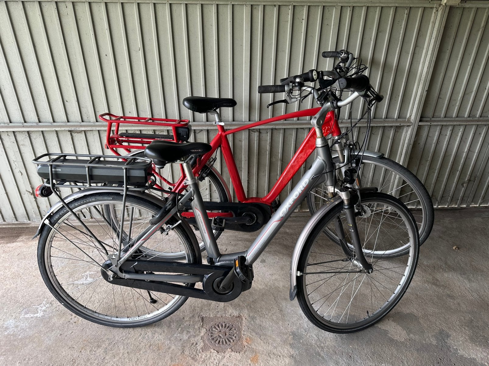 Twee elektrische fietsen voor onderdelen, Ophalen, Zo goed als nieuw