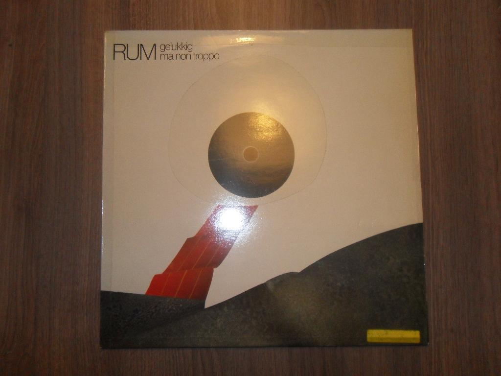 RUM - Gelukkig ma non troppo, Cd's en Dvd's, Vinyl | Nederlandstalig, Ophalen of Verzenden, Gebruikt, 12 inch, Levenslied of Smartlap