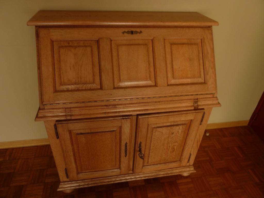 Eiken bureau, Enlèvement, Utilisé