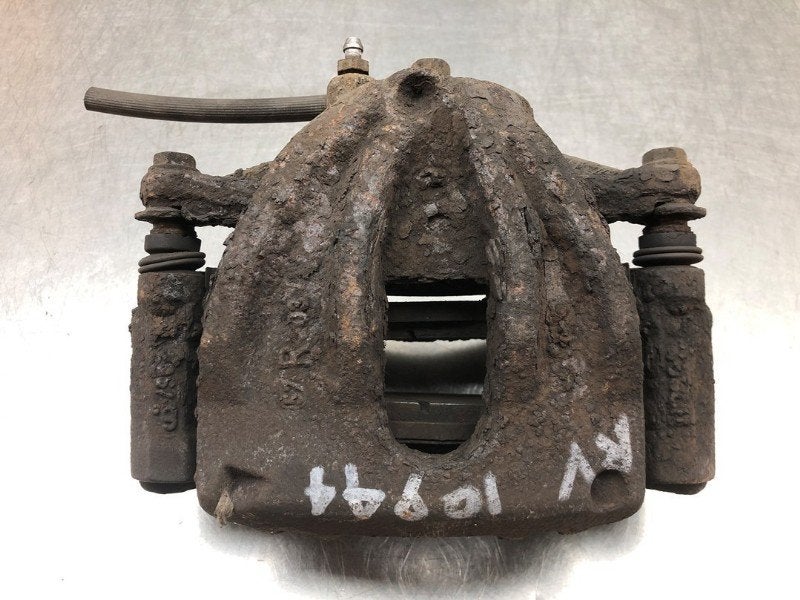REMKLAUW RECHTS VOOR ABS Toyota Corolla Verso (R10 / 11), Robert Bosch AG, Gebruikt, Toyota, Robert-Bosch-Allee 1
74232  Abstatt, DE