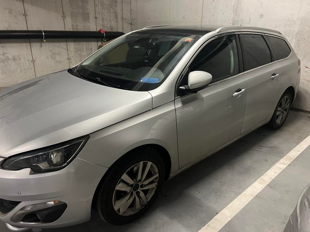 Peugeot 308 1.6 hdi, Argent ou Gris, Achat, Euro 6, Boîte manuelle