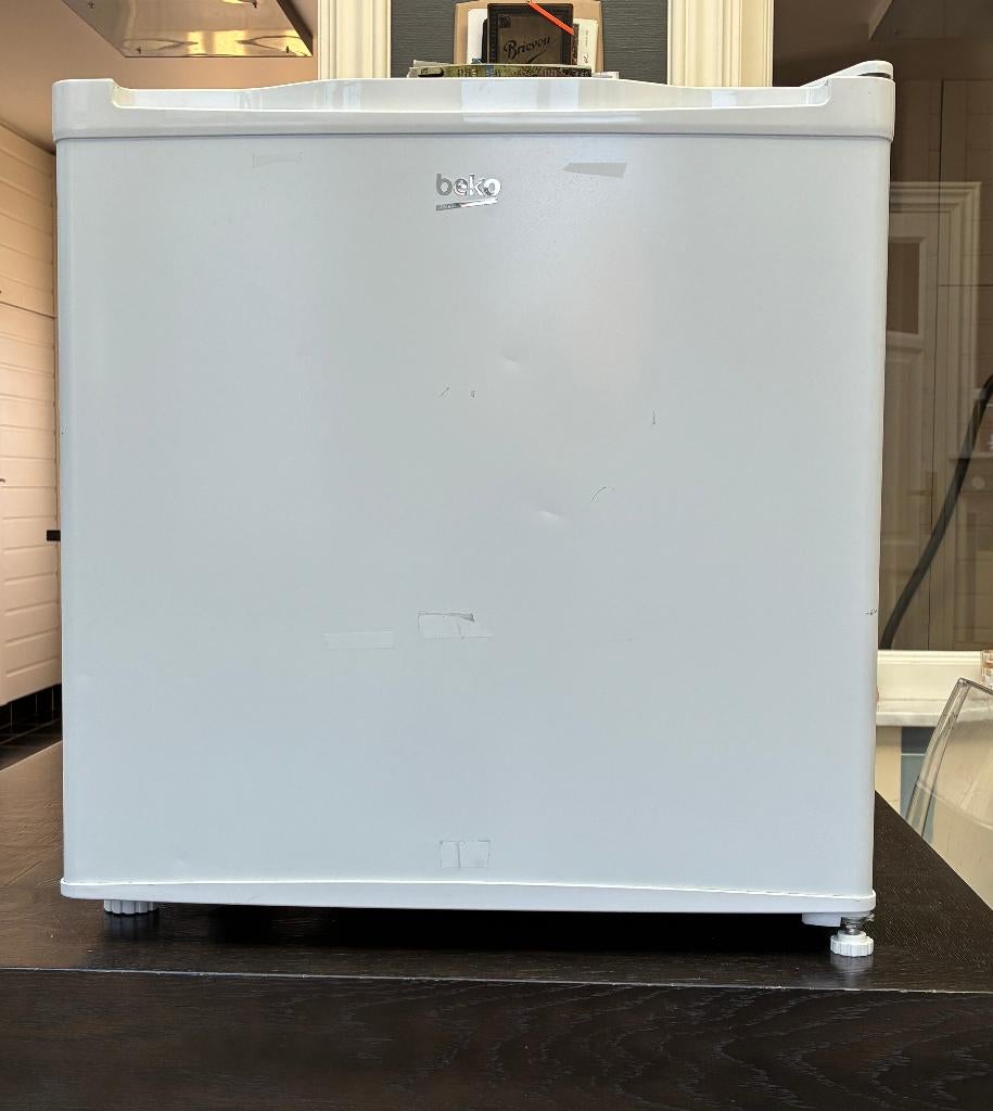 Tafelfrigo met vriesvak, Elektronische apparatuur, Koelkasten en IJskasten, Ophalen, Gebruikt, Minder dan 85 cm, Energieklasse A of zuiniger