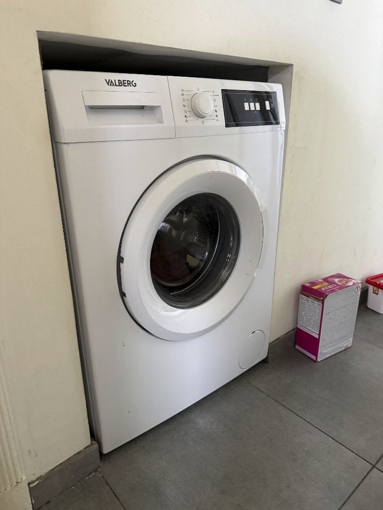 Wasmachine Valberg 8kg, werkt goed, Ophalen, Gebruikt