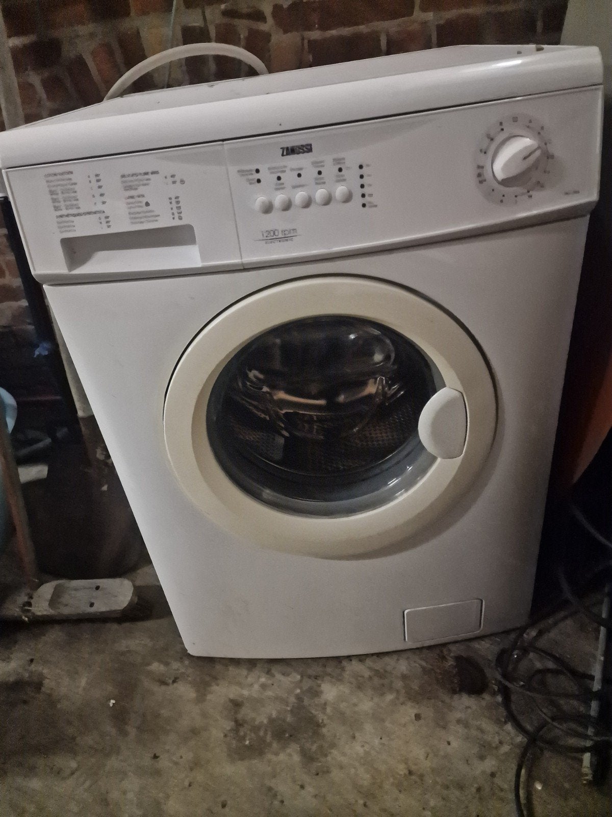 wasmachine Zanussi, Elektronische apparatuur, Ophalen