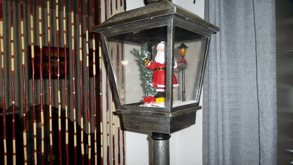 kerst lantaarn met sneeuw en licht en muziek, Diversen, Ophalen, Zo goed als nieuw