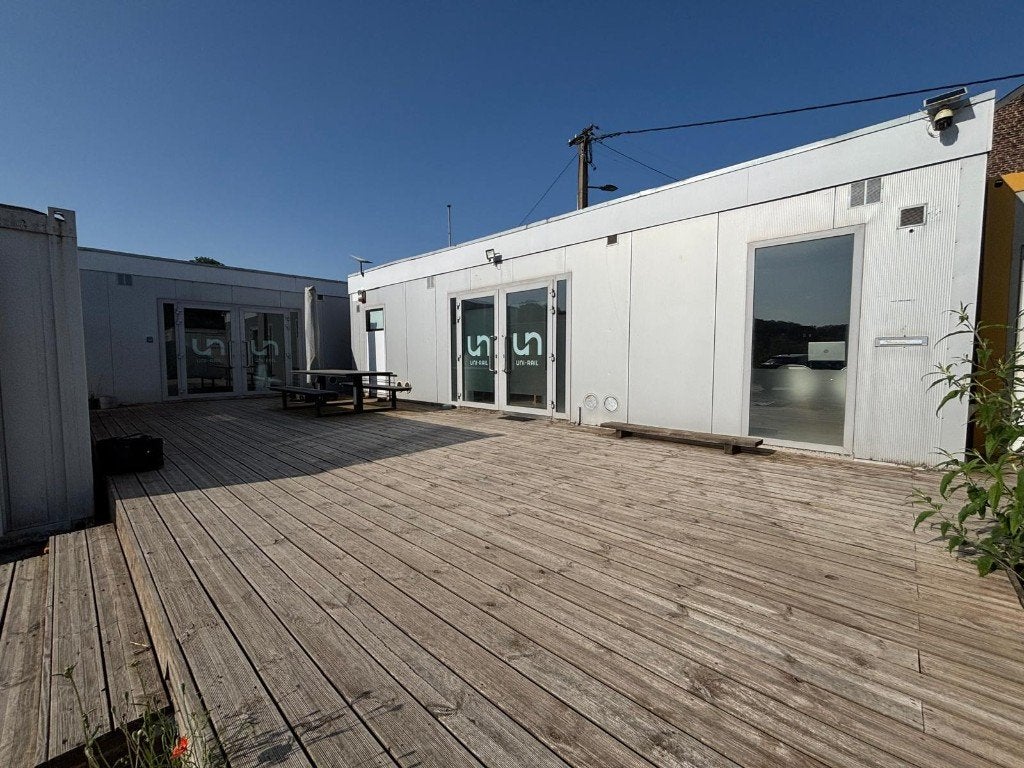 Te koop: instapklare bureaucontainer van 3 x 10 meter, Ophalen