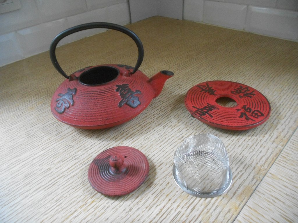 Rode gietijzeren theepot met gietijzeren steun. D, Ophalen of Verzenden, Gietijzer