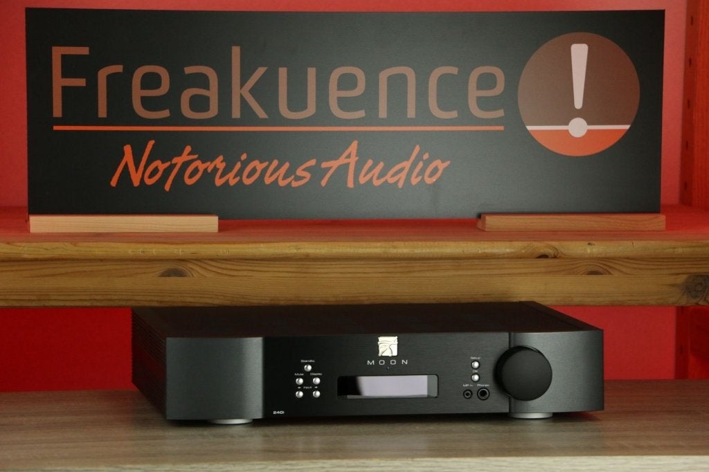 Moon 240i / 240 i  TRADE.INRUIL Phono / Dac. Luistersessie?, Ophalen of Verzenden, Zo goed als nieuw, 60 tot 120 watt, Sony