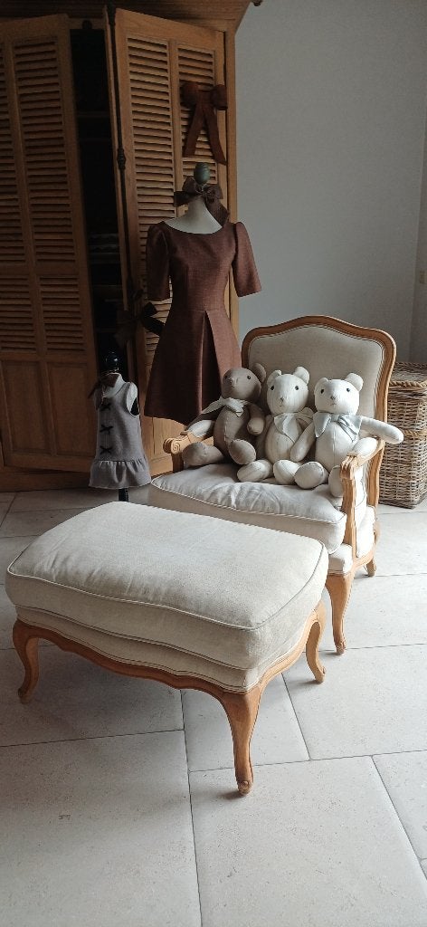 Landelijke fauteuil + poef, Ophalen, Zo goed als nieuw, Hout