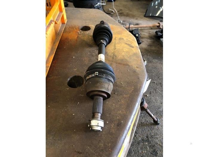 Aandrijfas links-voor van een Fiat 500 Abarth, Gebruikt, -, -, Ophalen of Verzenden