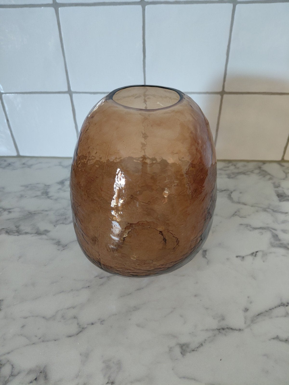 Asymmetrische bruine glazen vaas, Ophalen, Overige kleuren, Minder dan 50 cm, Glas