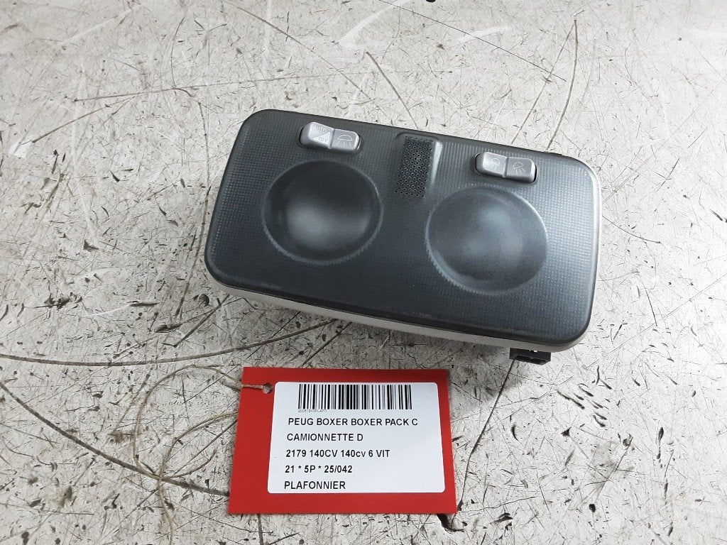 ECLAIRAGE DE PLAFONNIER Peugeot Boxer (U9) (1520400000), Mevr. I. Hauben, Utilisé, Rue de l'Espoir 34 34
4030  GRIVEGNÉE, BE, Info@Collignon.be