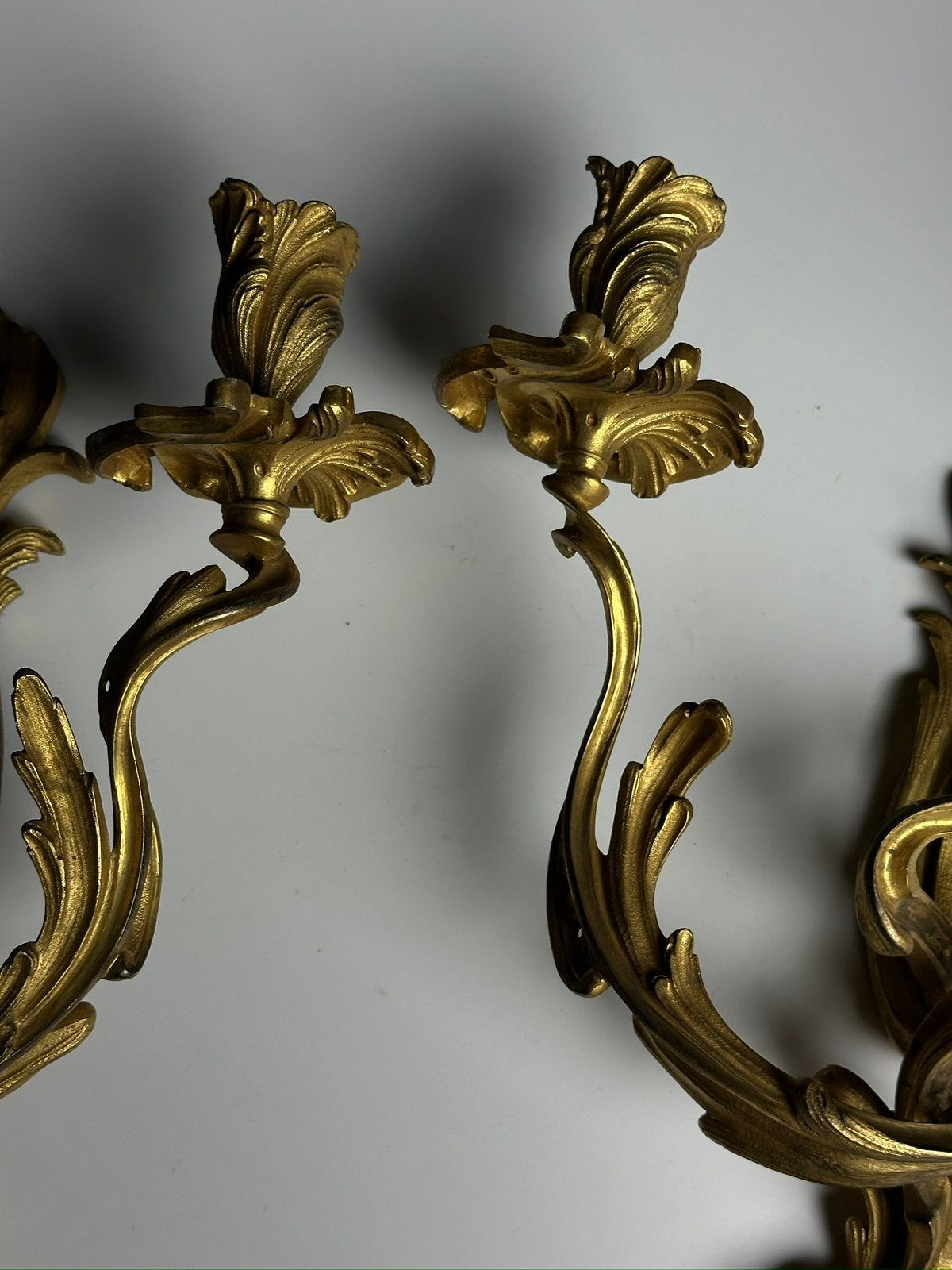 Ensemble d'appliques murales de style Louis XV français, Enlèvement