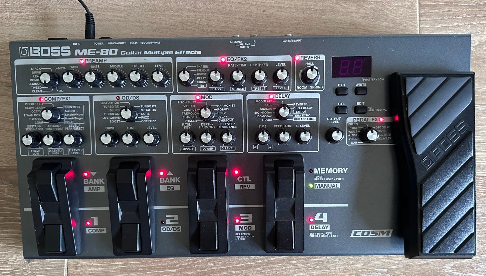 BOSS ME-80 effectenpedaal *prijsverlaging*, Muziek en Instrumenten, Effecten, Ophalen of Verzenden, Gebruikt, Multi-effect