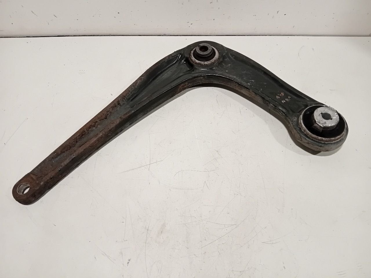 Draagarm rechts voor Toyota ProAce, Onderdelen@venauto.nl, Van der Ven Autorecycling B.V., Ettenseweg 76, 4706 PB Roosendaal, The Netherlands