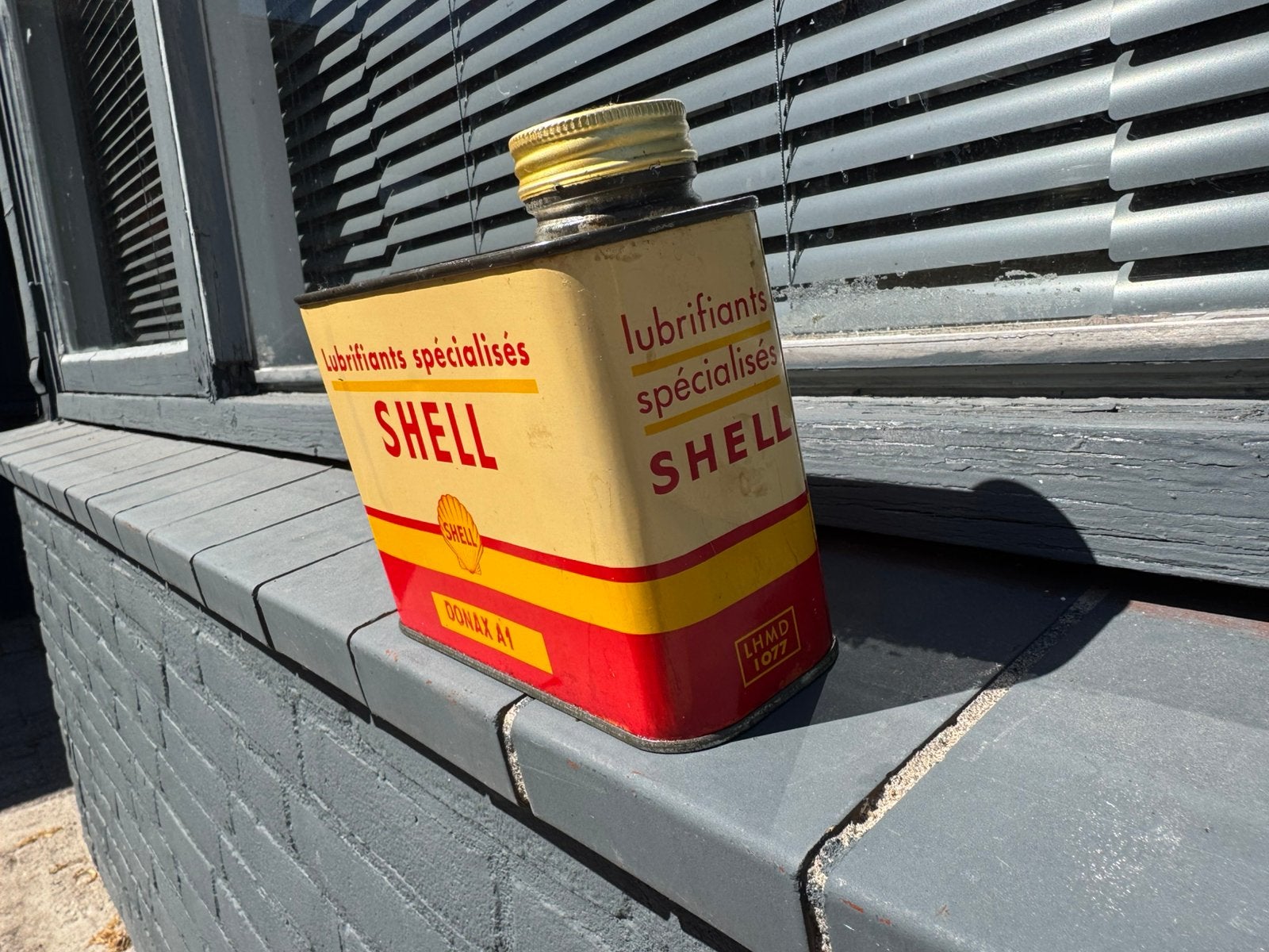 Bidon d'huile SHELL Donax 1 litre, Enlèvement ou Envoi, Utilisé, Autre, Autres marques