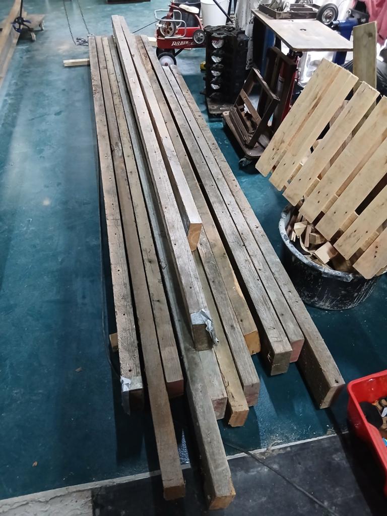13 stuks eikenhouten balken met lengtes tot 470cm, Doe-het-zelf en Bouw, Hout en Planken, Ophalen, Eiken, 50 mm of meer, 300 cm of meer