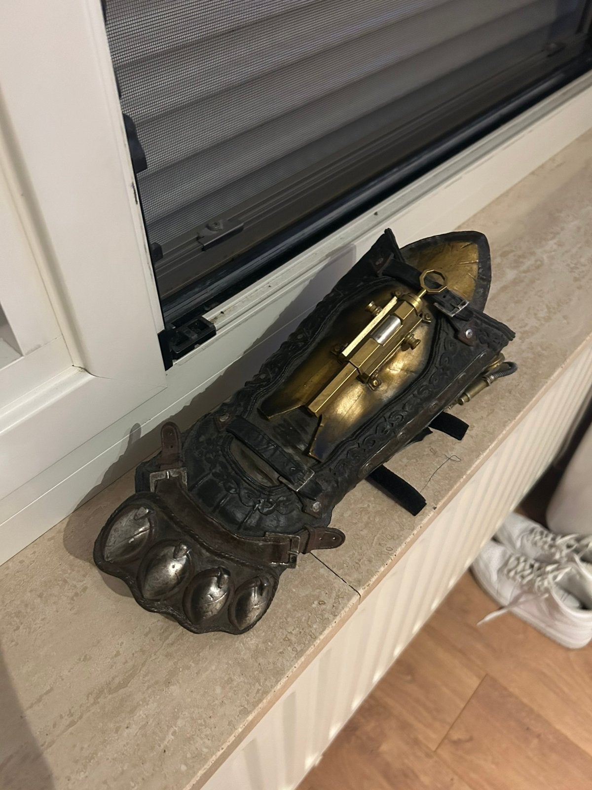Assassins creed syndicate hidden blade gauntlet, Verzamelen, Ophalen of Verzenden