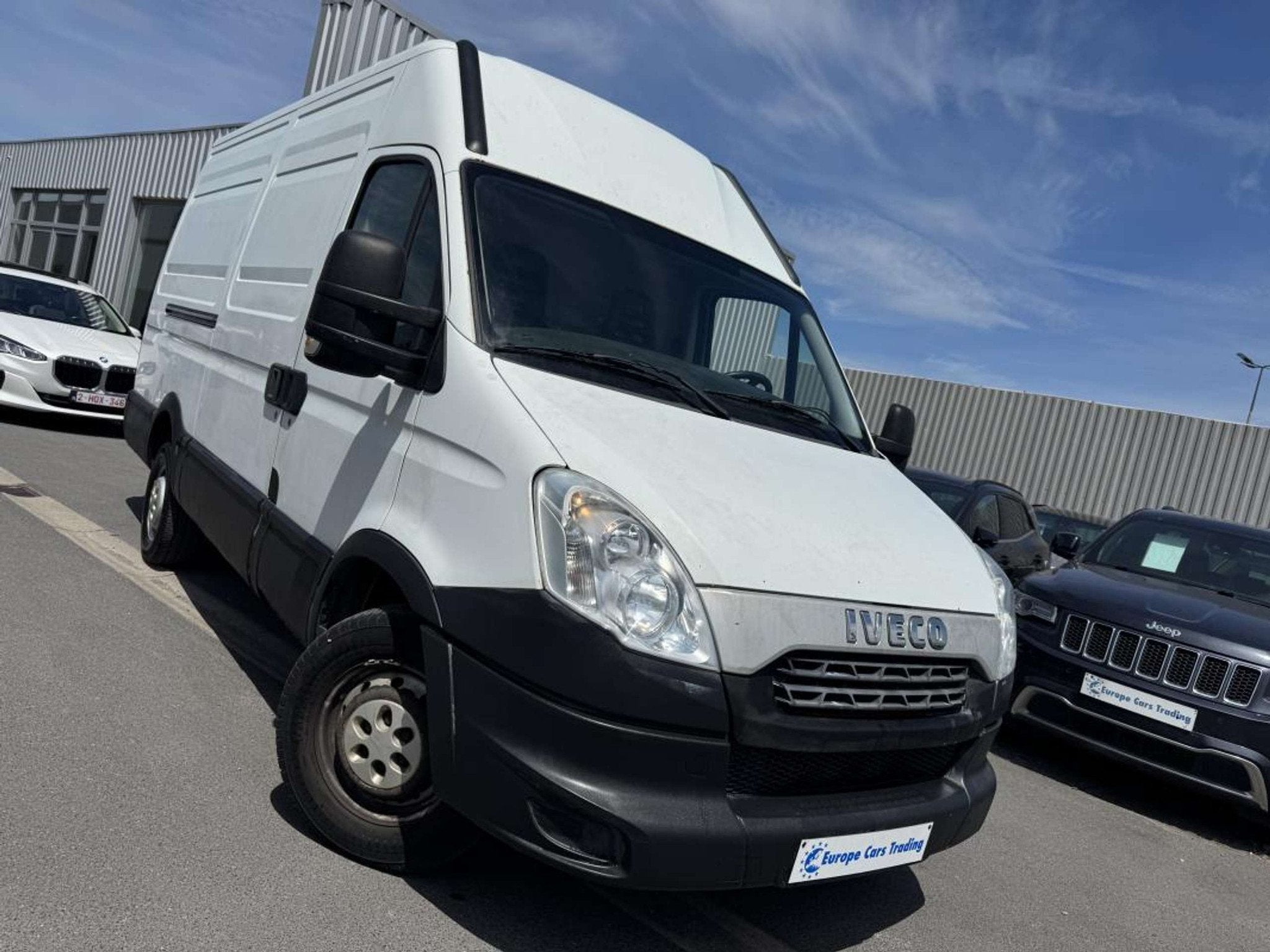 Iveco Daily V 2.3HPI 126ch 35S13 8256€HT TVA RÉCUP GAR 12, Auto's, Bestelwagens en Lichte vracht, Stof, Gebruikt, 2287 cc, Iveco