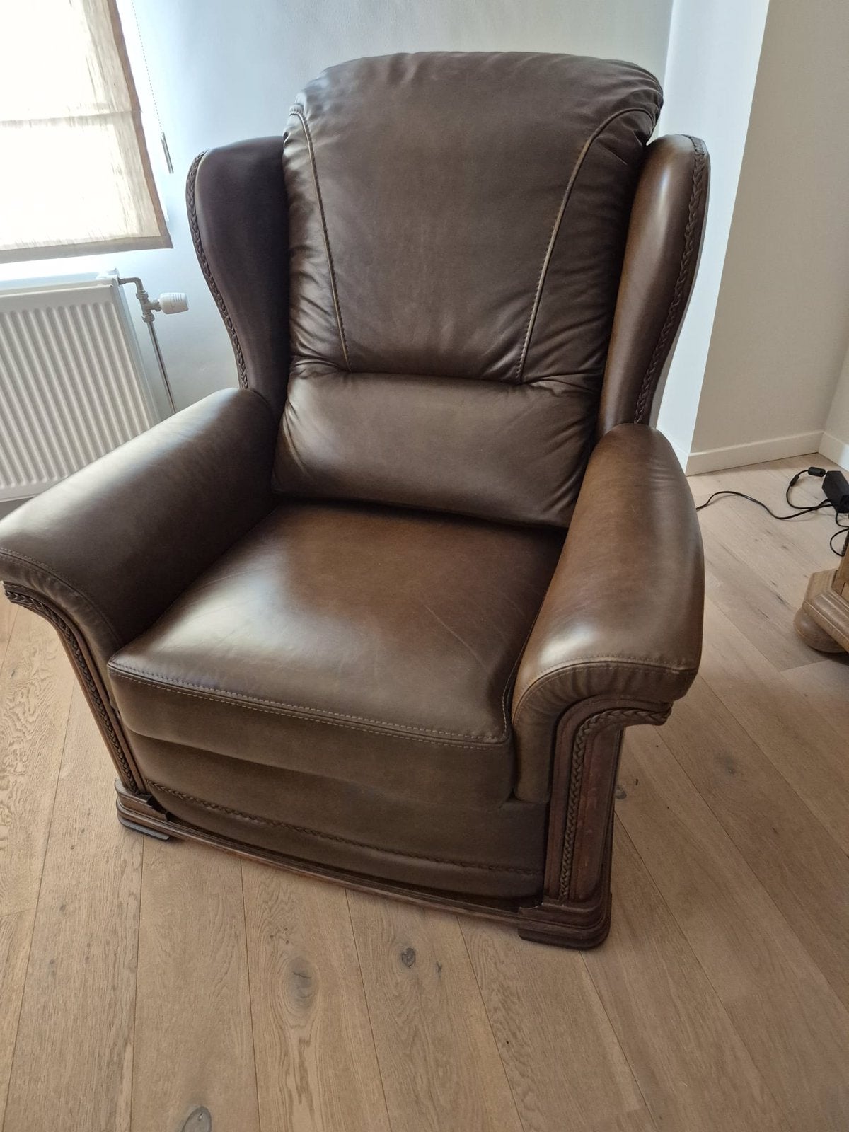 Lederen relax elektrisch, Ophalen, Zo goed als nieuw, 75 tot 100 cm, Hout