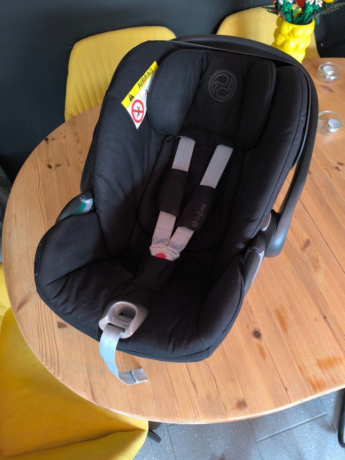 CYBEX CLOUD Z2 i-SIZE + BASE Z2 — 2024, Kinderen en Baby's, Autostoeltjes, Zijbescherming, Zo goed als nieuw, Isofix, 0 t/m 13 kg