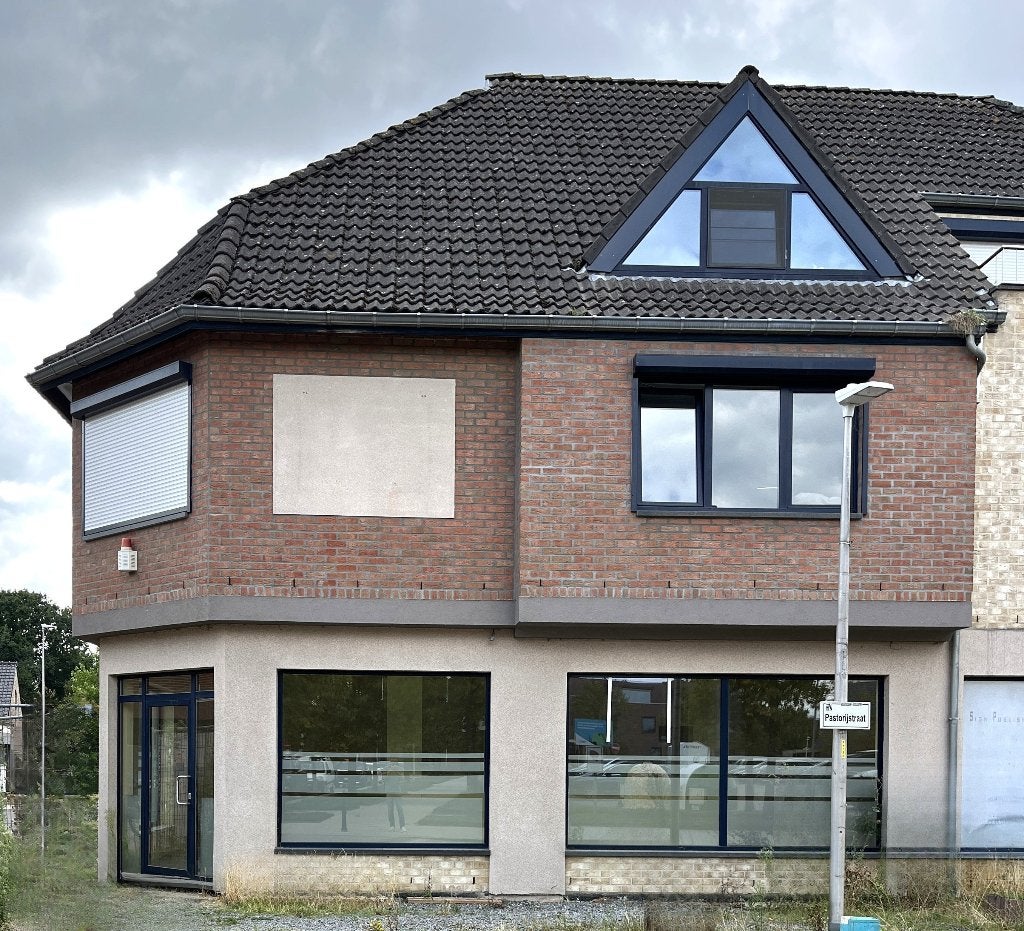 Commerciële handelsruimte in Heusden centrum, Immo, 309 m², Province de Limbourg, Jusqu'à 200 m², Autres types