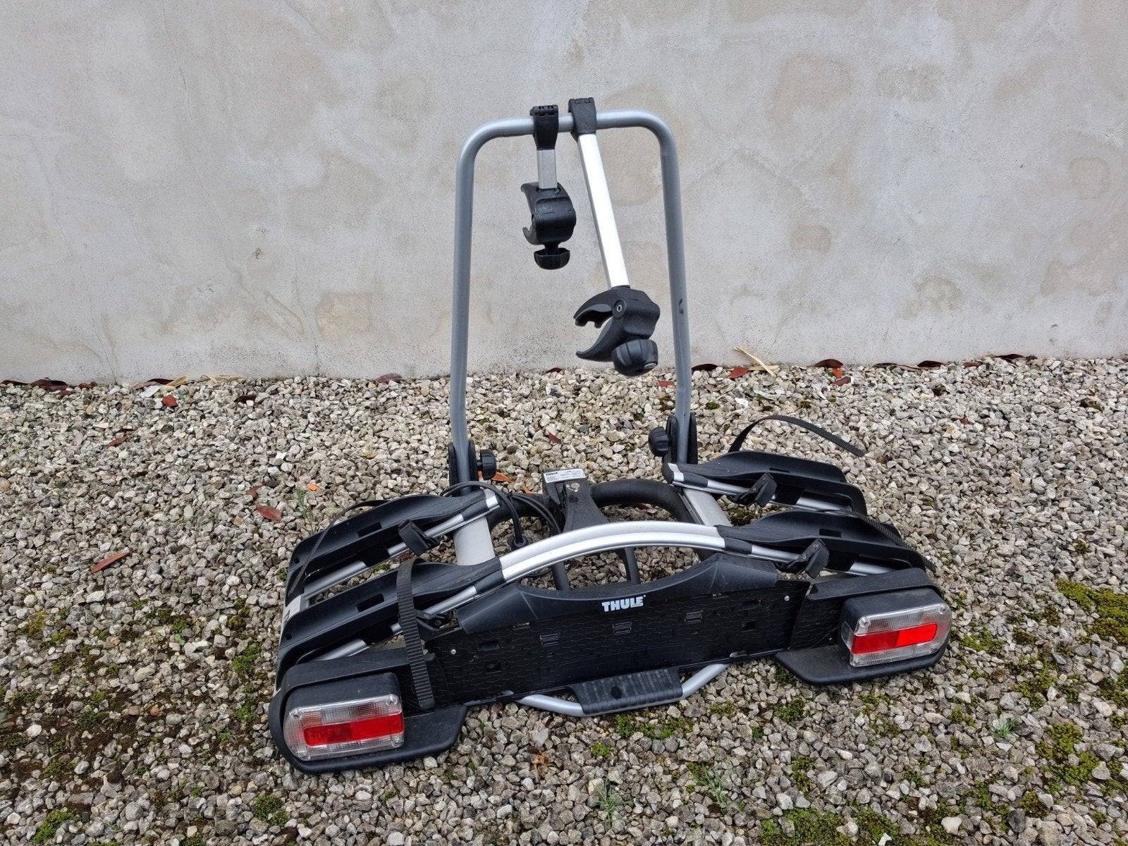 Fietsendrager voor trekhaak Thule, Ophalen