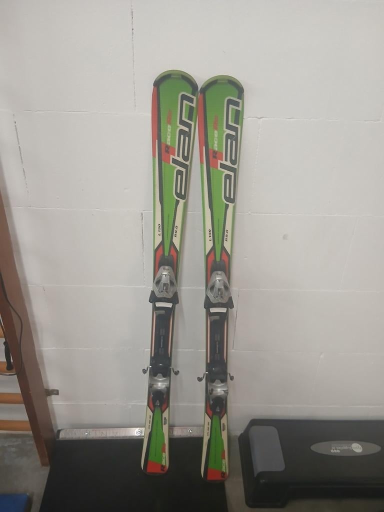 Elan Race RC ski’s 130 cm met bindingen – goede staat, Gebruikt, 100 tot 140 cm, Carve, Ophalen