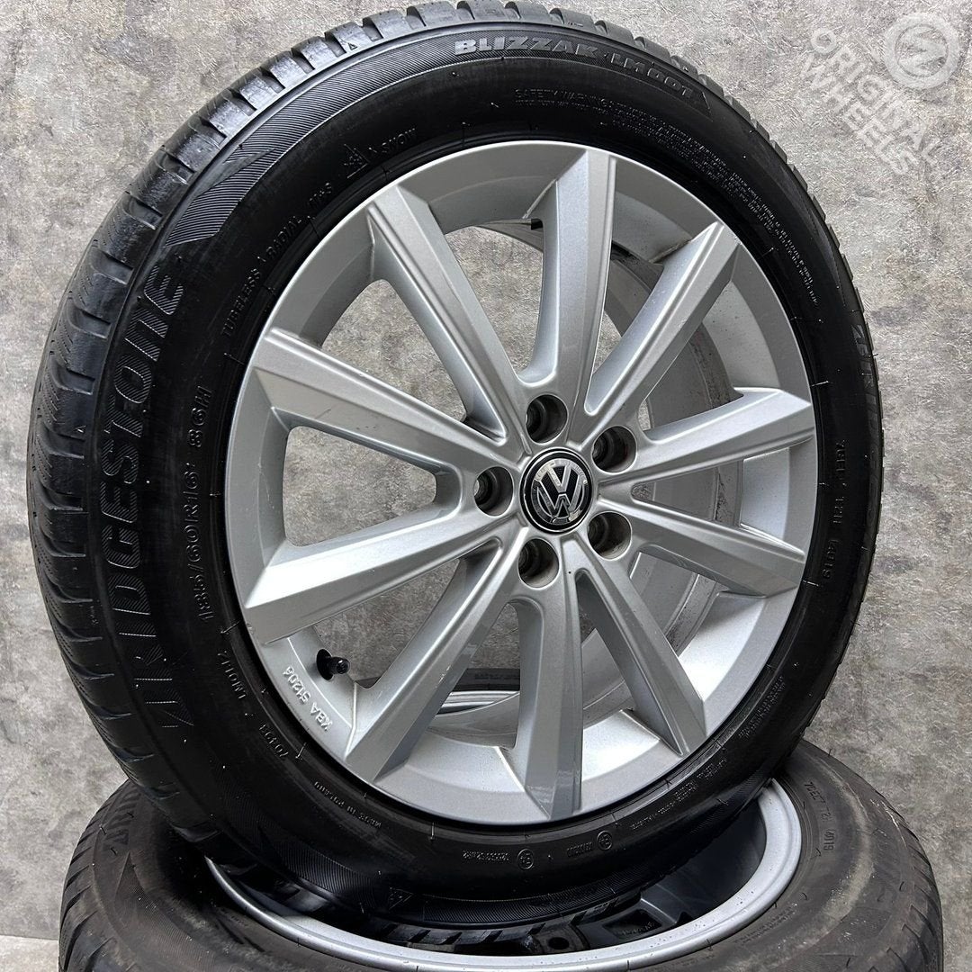 16 inch originele Merano velgen + winterbanden VW Polo, Autos : Pièces & Accessoires, Pneus et Jantes, Pneus hiver, 16 pouces