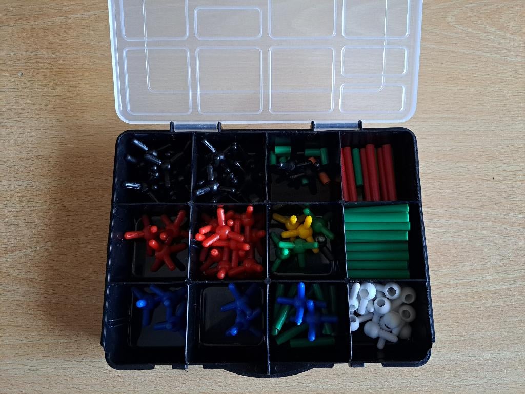 Moleculen set, Ophalen