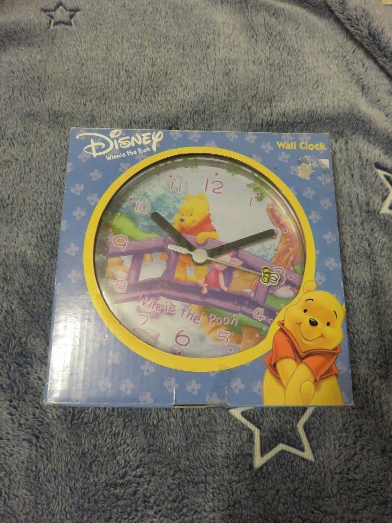 Wandklok Winnie de Poeh - Winnie The Pooh - klok - Disney, Ophalen of Verzenden, Winnie de Poeh of vrienden, Zo goed als nieuw