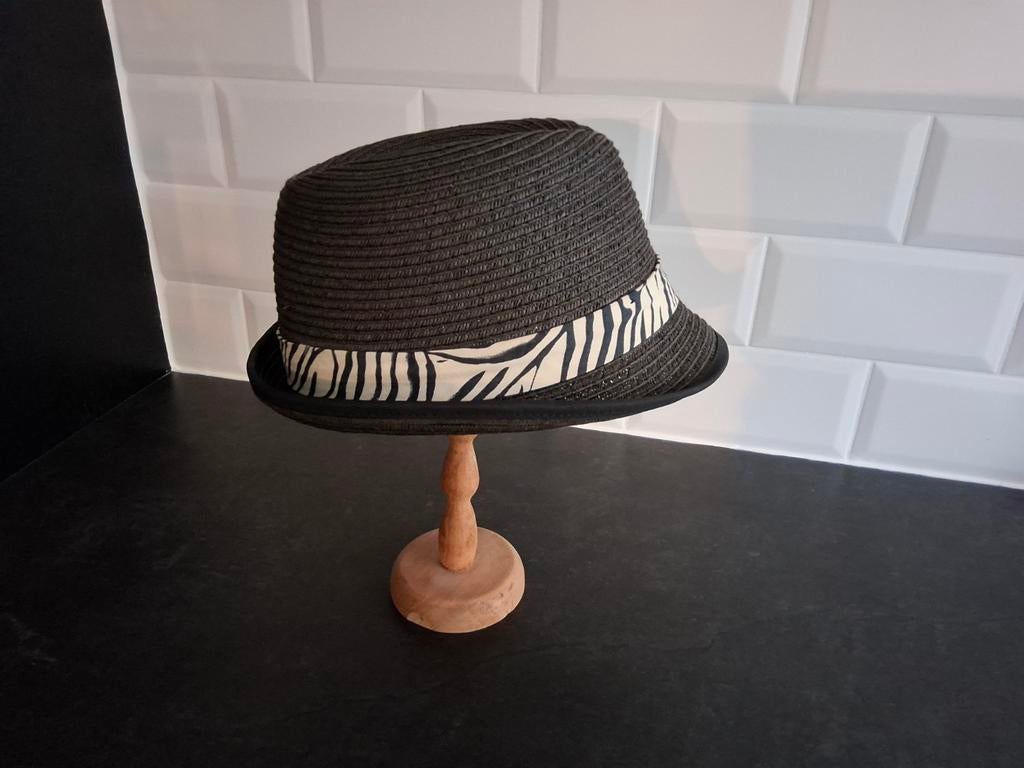 Chapeau de paille noir, H&M, Enlèvement ou Envoi, Chapeau, Porté