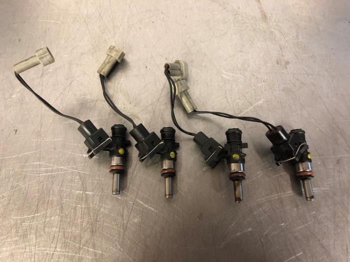 Injecteur (injection essence) d'un Volkswagen Golf, Volkswagen, -, 3 mois de garantie, Utilisé