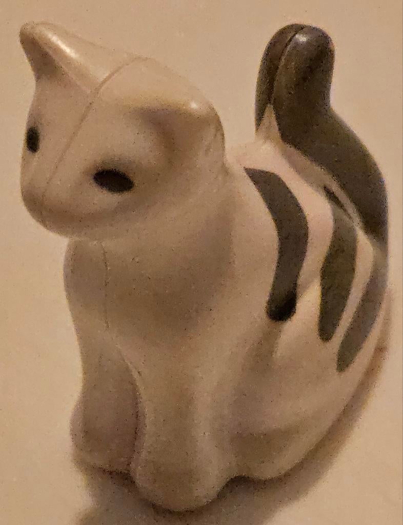 Chat Playmobil 
Il s'agit d'un chat Playmobil. Ce jeu, Enlèvement ou Envoi, Comme neuf