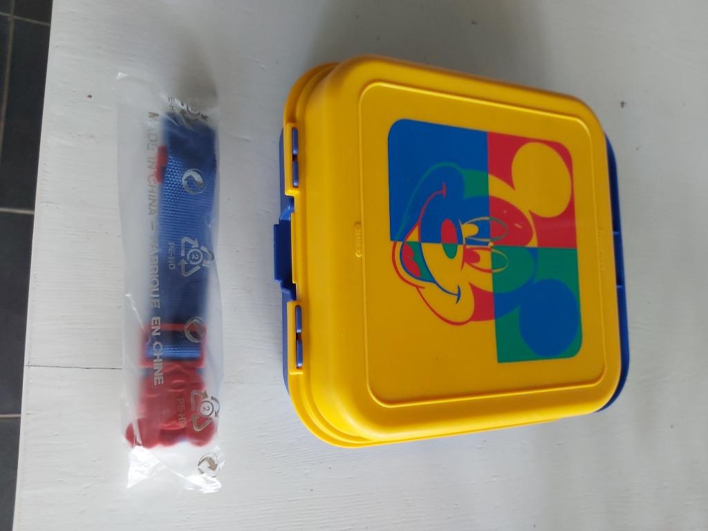 kinder brooddoos, Huis en Inrichting, Ophalen of Verzenden, Nieuw, Blauw, Bus of Trommel