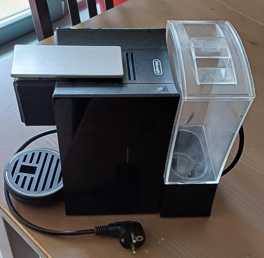 22) Théière T delonghi, Ophalen, Gebruikt