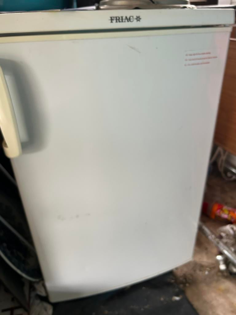 Frigo parfait etat Friac, Electroménager, Réfrigérateurs & Frigos, Enlèvement, Utilisé, Avec compartiment congélateur