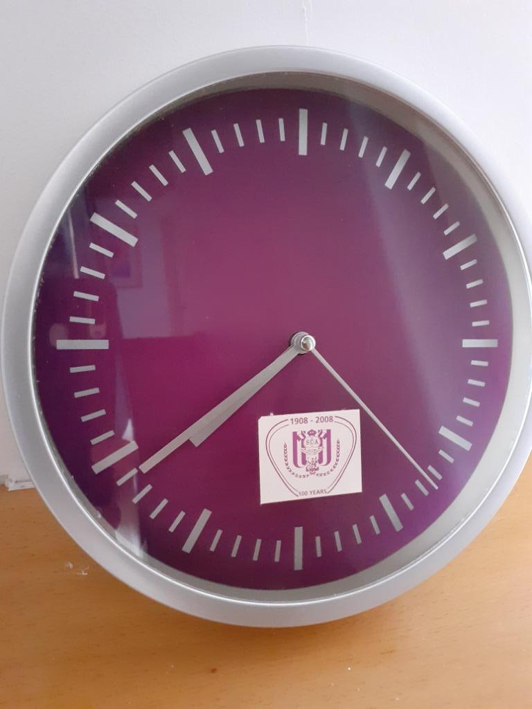 HORLOGE RSCA FOOTBALL ANDERLECHT 100 ANS, Enlèvement ou Envoi, Comme neuf, Autres types