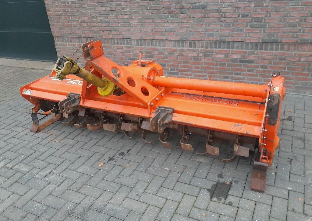 Grondfrees , Zware Frees, Ophalen, Tuinaarde