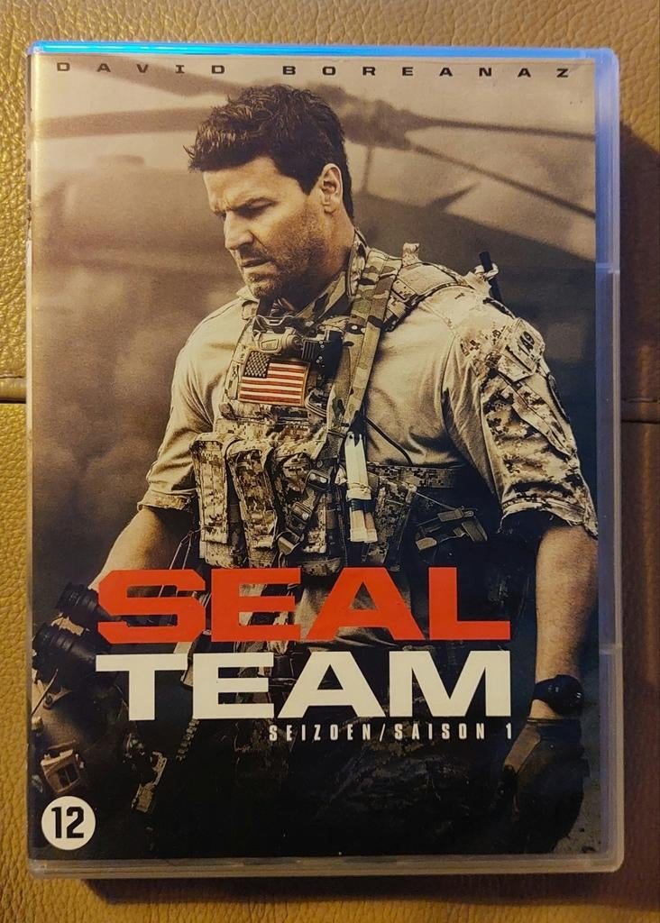 DVD  - BOX  -  SEAL TEAM  - COMPLEET SEIZOEN 1 -  900 min., Boxset, Actie, Ophalen of Verzenden, Zo goed als nieuw