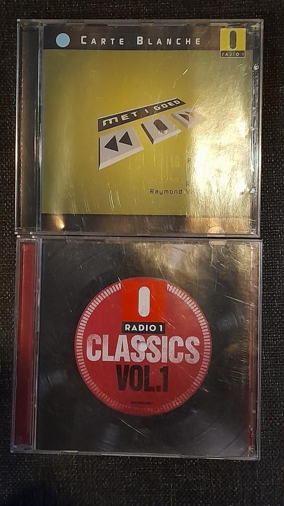 2 verzamelcd´s Vrt radio 1; carte blanche / classics vol.1, Cd's en Dvd's, Ophalen of Verzenden, Zo goed als nieuw, Pop