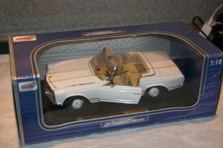 Mercedes-Benz 280 SL Cabriolet 1/18 Anson Classic, Enlèvement ou Envoi, Neuf, 1:32 à 1:50, Voiture