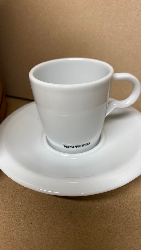 Nespresso kleine tassen 10 st, Verzamelen, Ophalen, Zo goed als nieuw